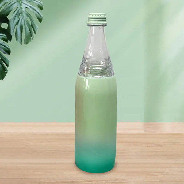 Large Capacity 724ml Plastic Water Bottle for Outdoors