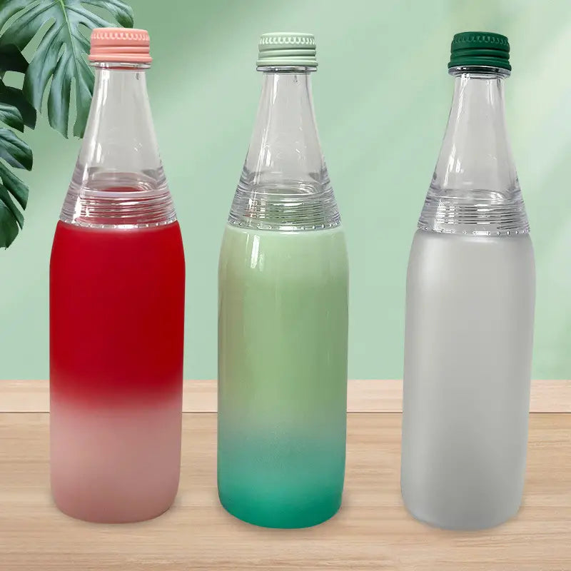 Large Capacity 724ml Plastic Water Bottle for Outdoors