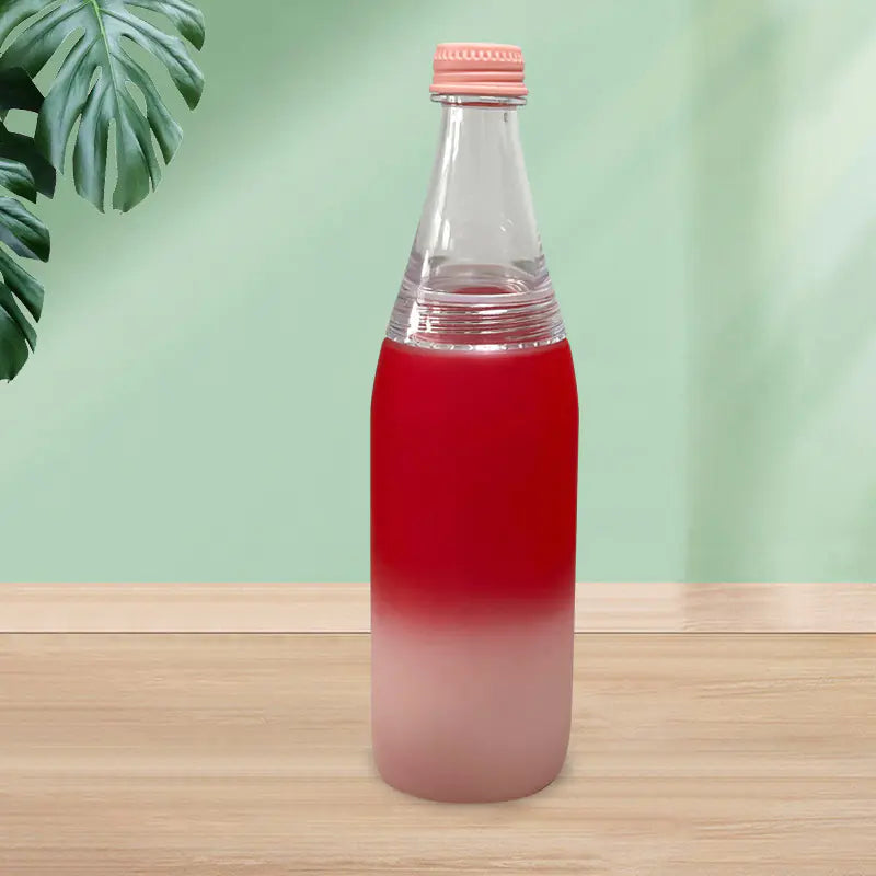 Large Capacity 724ml Plastic Water Bottle for Outdoors