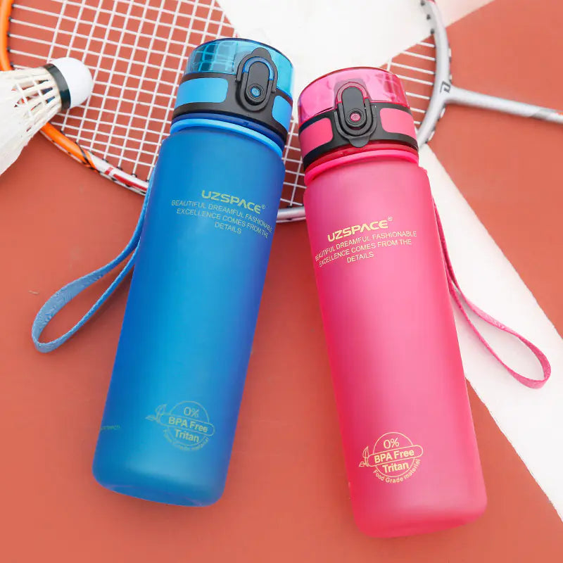 Portable Large Capacity Plastic Water Bottle for Sports